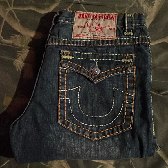 True religions - Picture 1 of 3